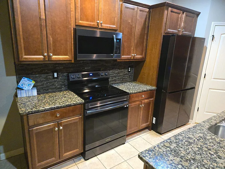 163 Sunset Ln — Photo 3