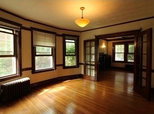 32 Commonwealth Rd, Watertown, MA 02472