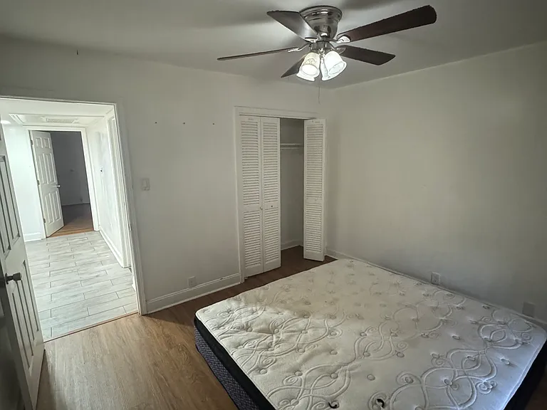 6200 Riverside Dr #525 — Photo 4