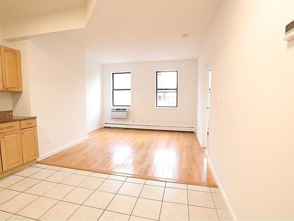 2nd image of 47-40 11th St #3R