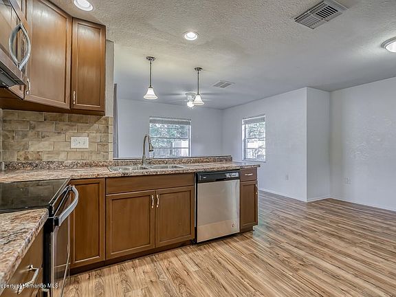 _13A5618_AuroraHDR2019-edit