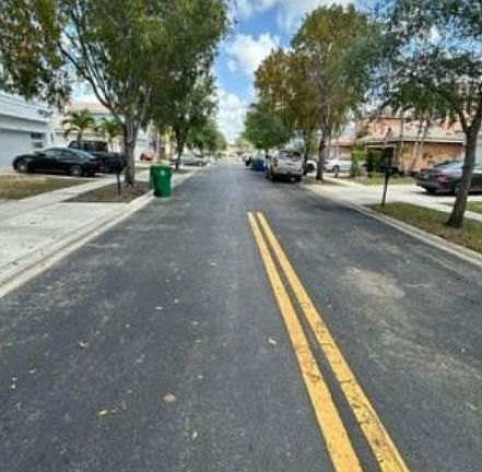 Exterior Neighborhood (street photo)