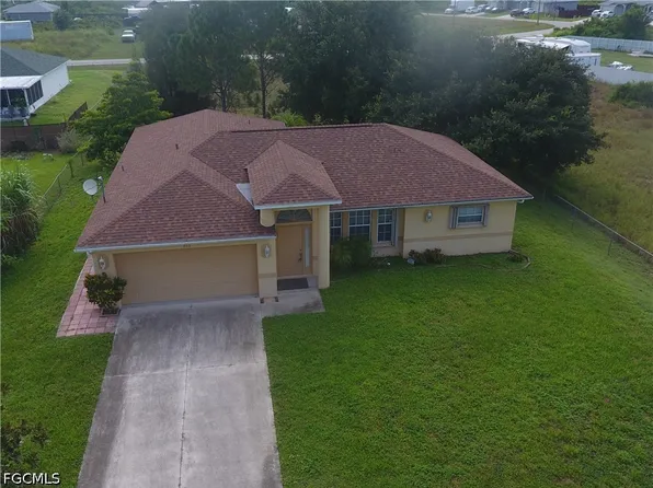 355 Paisley Ave, Lehigh Acres, FL 33974
