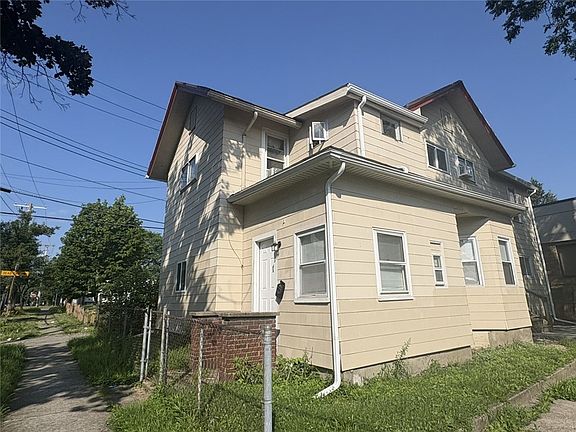 3rd image of 4 Lorimer St