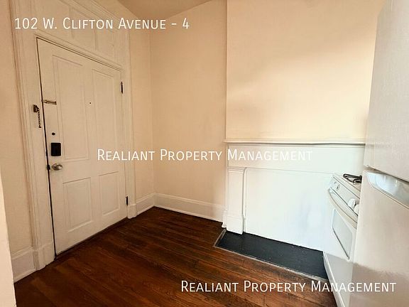 3rd image of 102 W Clifton Ave APT 4