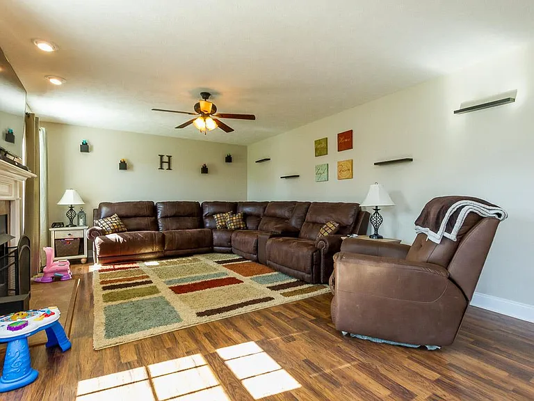 3753 Tradewinds Ter — Photo 27