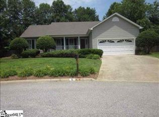 6 Fallsburg Ct, Greenville, SC 29615