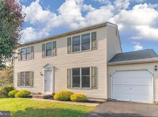 3818 Daniel Cir, Bensalem, PA 19020