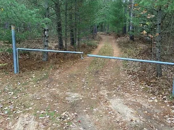 Richard Lake Rd, Millersburg, MI 49759