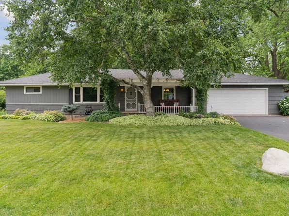 8640 Queen Ave S, Bloomington, MN 55431