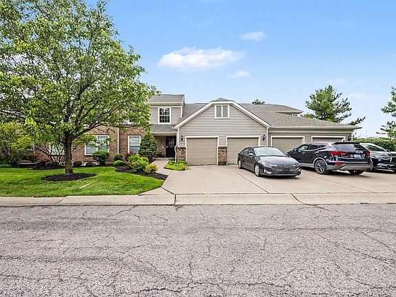 2nd image of 303 Spyglass Ct APT 304