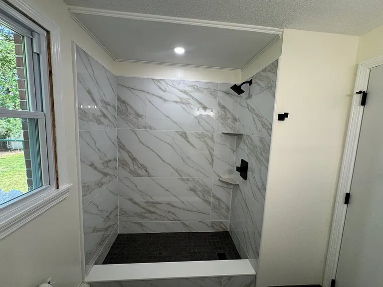 4 Daytona St — Photo 7