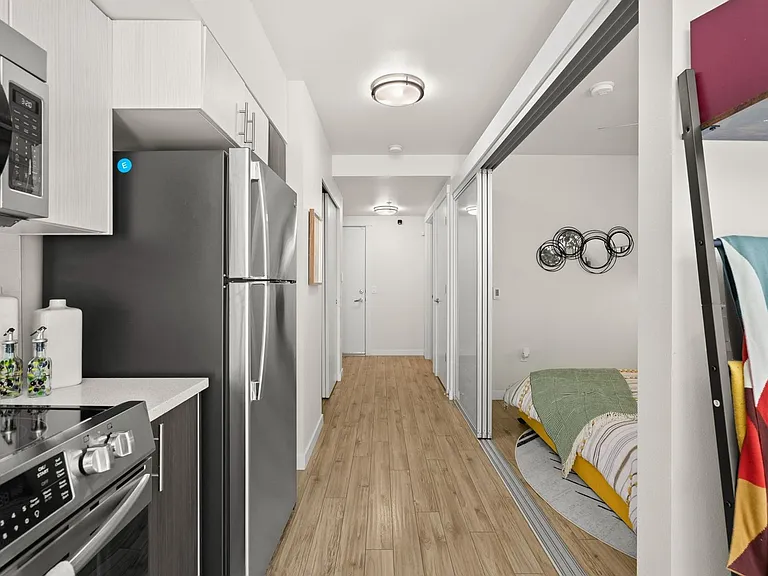Contour Apartments — Photo 153