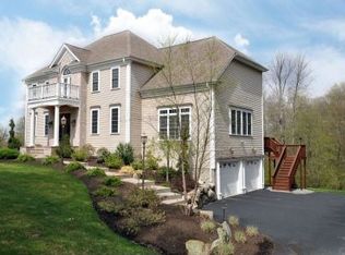 1 Bridle Path, Plainville, MA 02762