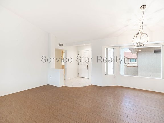 4th image of 20206 N Meadowood Dr