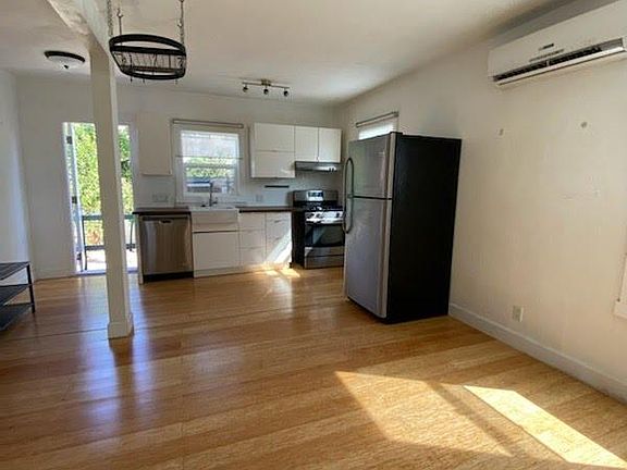 2nd image of 4307 Burns Ave