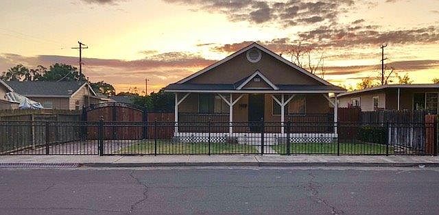 1st image of 141 Willow Ave