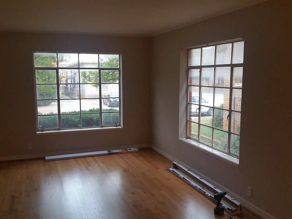2nd image of 504 NW 20th St