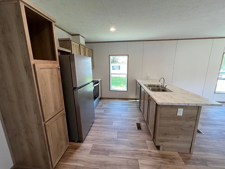 515 Tom Mann Rd — Photo 42