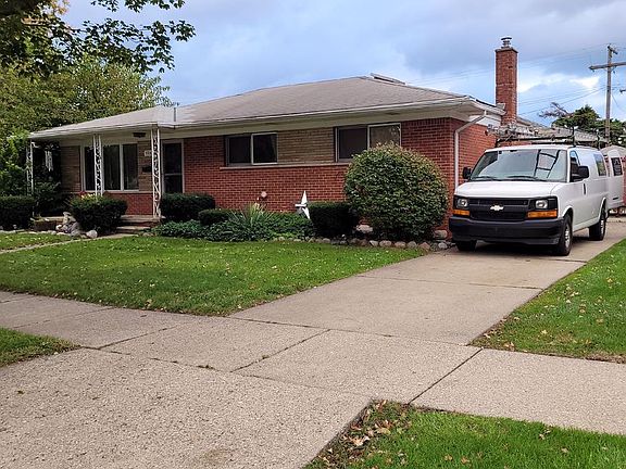 2nd image of 31042 Wellston Dr