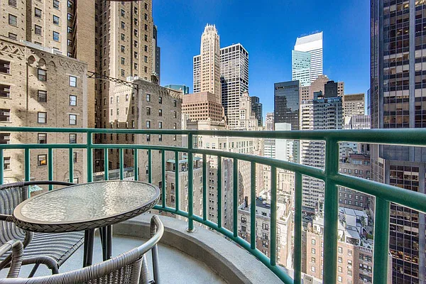 Rented by Corcoran | media 1