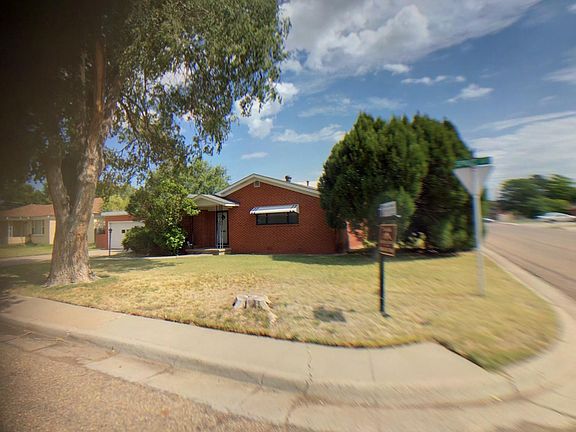 3rd image of 200 Spruce Ave