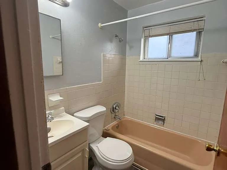 3239 W Milton Ave — Photo 5