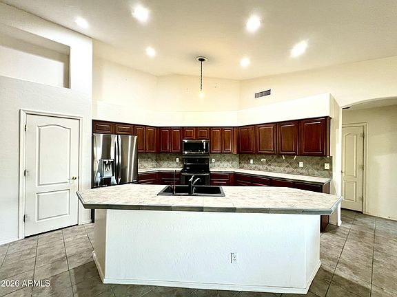 3rd image of 17568 W COPPER RIDGE Drive