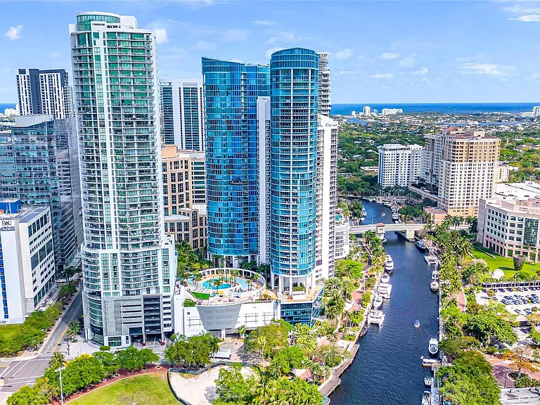 100 E Las Olas Blvd #1701 — Photo 44