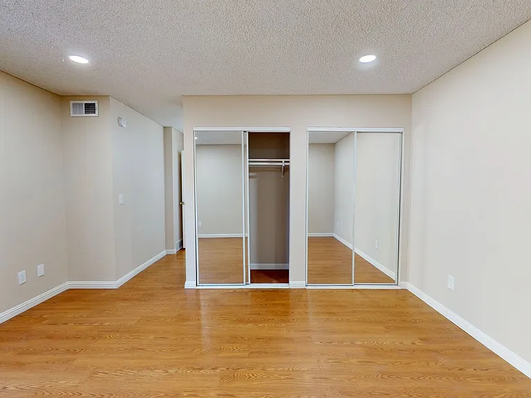 All units 2 Bedroom , 2 baths — Photo 8