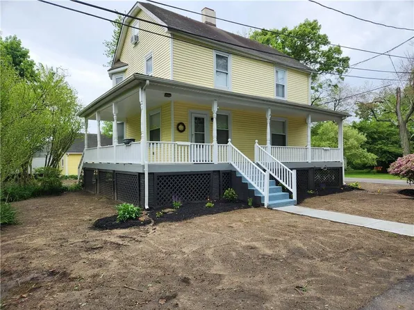 184 Arlington Ave, Warwick, RI 02889