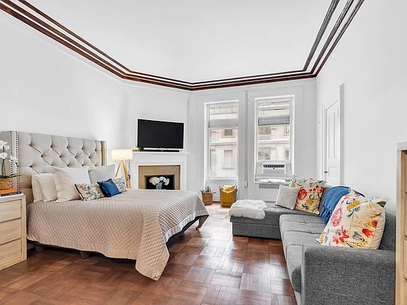 4th image of 284 5th Ave #5B