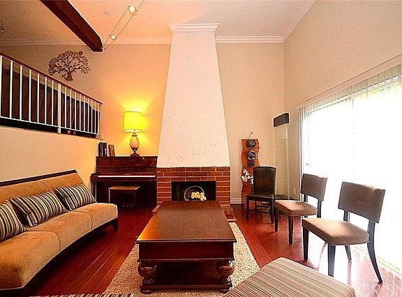 2nd image of 9040 Tobias Ave APT 105