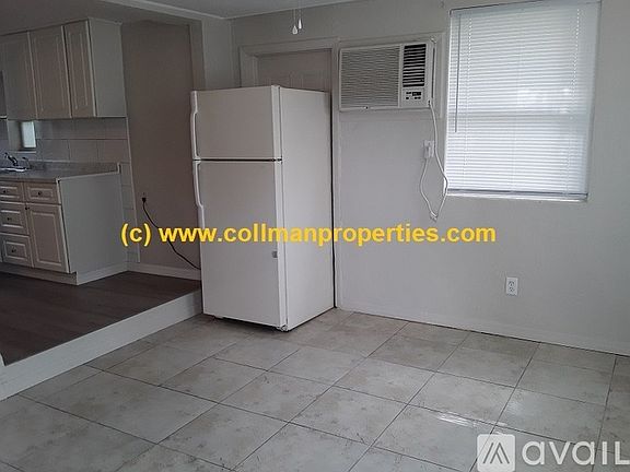 3rd image of 4805 68th St N APT B