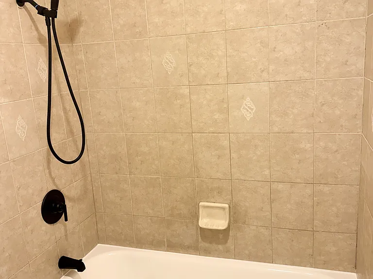 Beautiful neutral tile surround