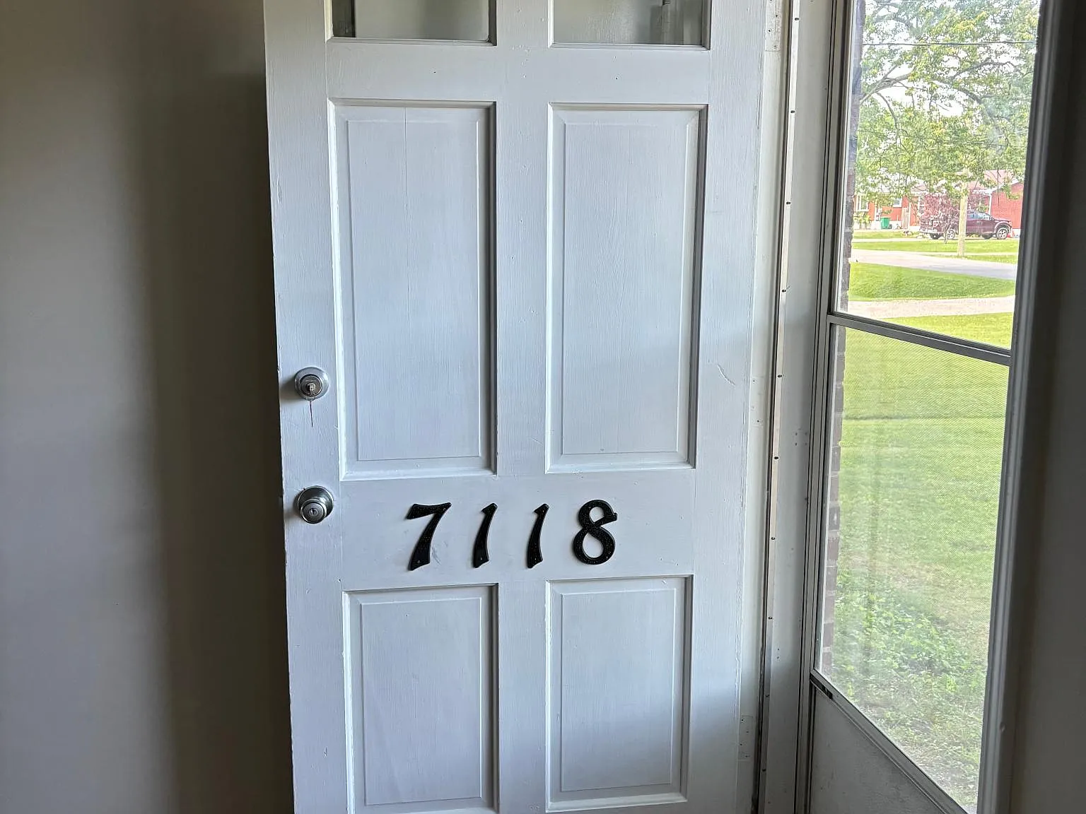 7118 Daisy Ave — Photo 4