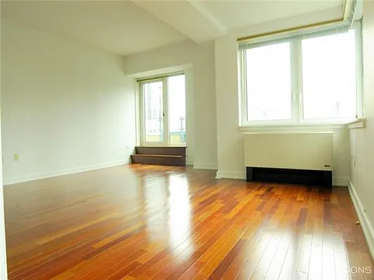 Rented by City Connections Realty | media 35