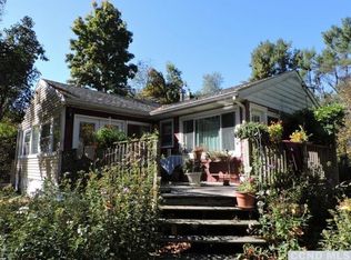 18 Woodland Rd, Craryville, NY 12521