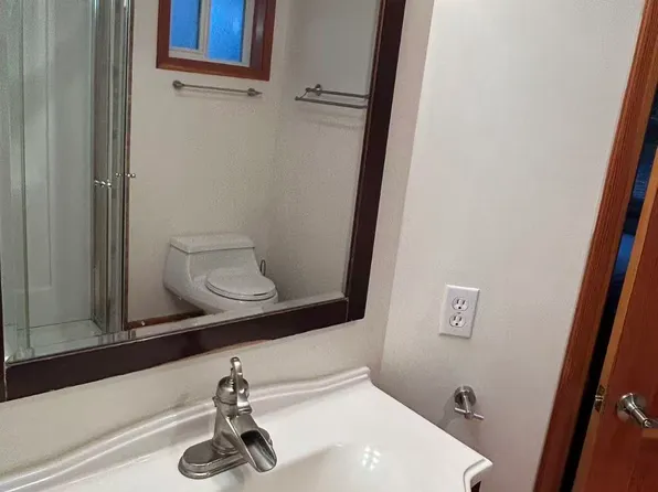 2615 146th Ave SE #2, Bellevue, WA 98007