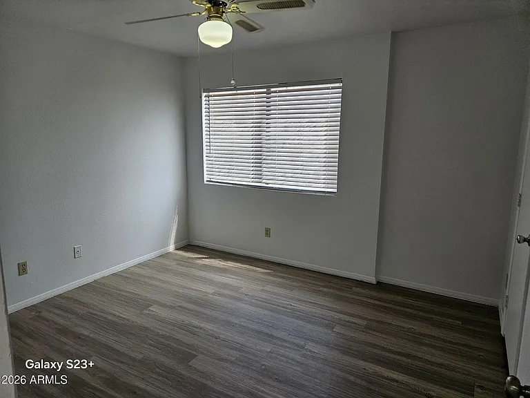 707 W 13th St — Photo 15