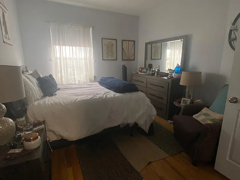 1207 W Grace St #3R — Photo 7