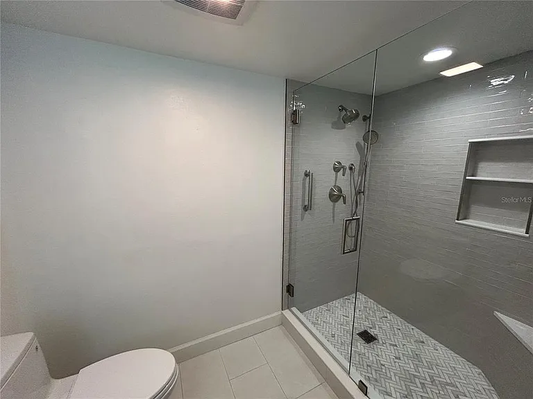 6260 Kipps Colony Ct #203 — Photo 23