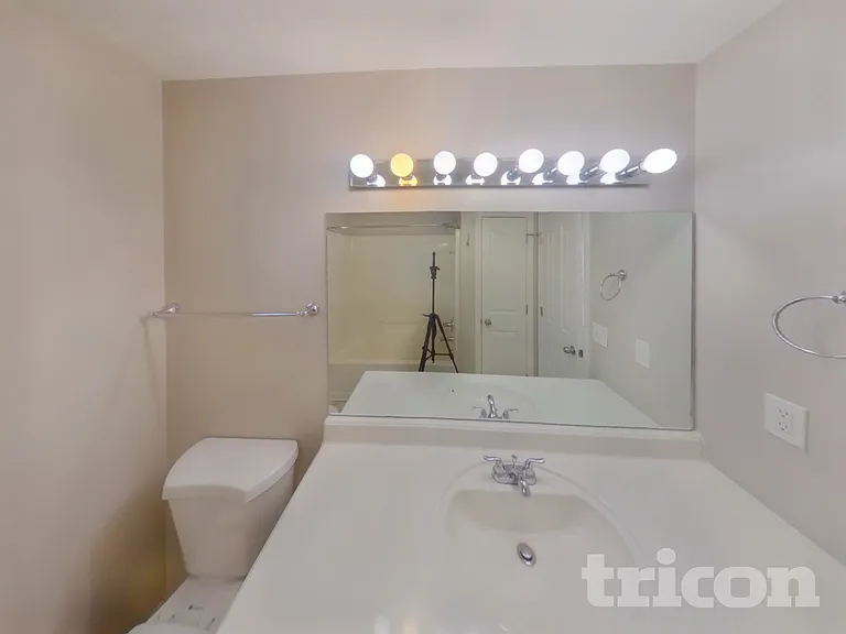 1258 Tiree Dr — Photo 6
