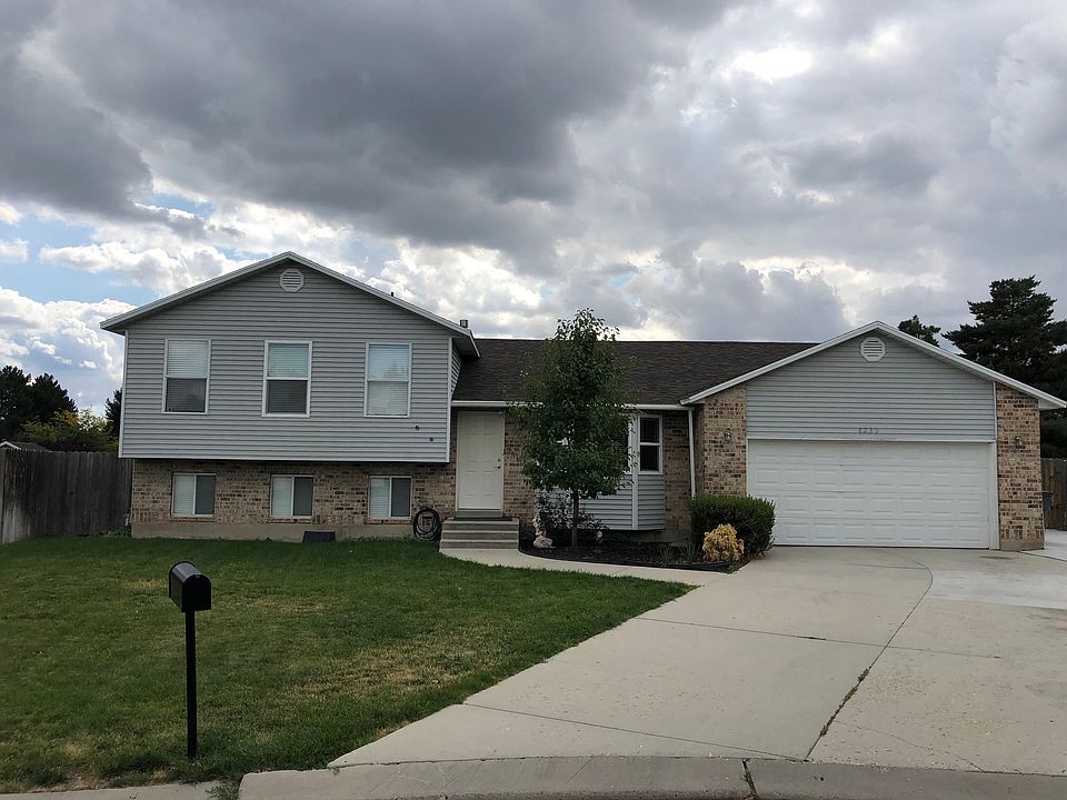 1st image of 4239 W Brockshire Cir