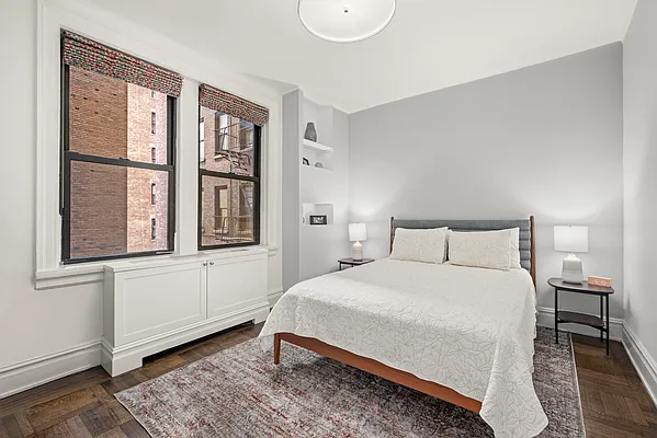 Sold by Compass | media 5