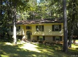 916 Carnoustie Cir, Cary, NC 27511