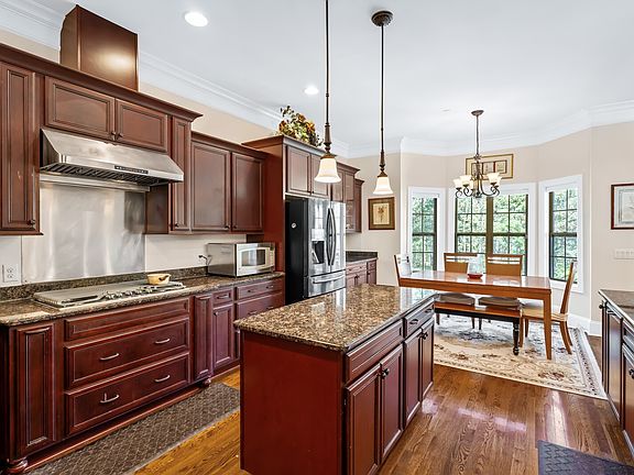 4th image of 1640 Eden Rose Pl