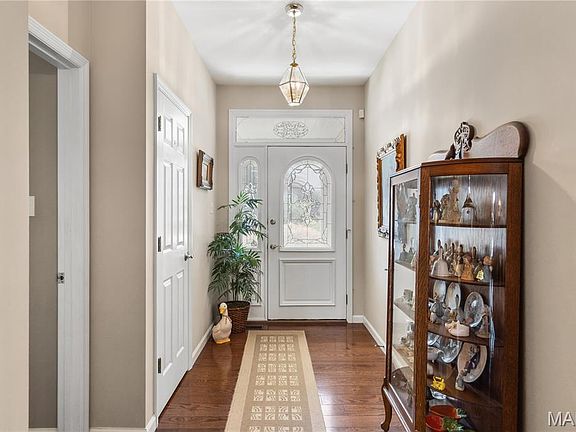 4th image of 58 Eagle Cove Ln