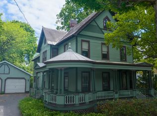 14 Pleasant St, Ballston Spa, NY 12020