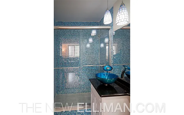 Sold by Douglas Elliman | media 20